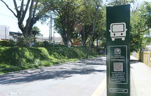 Totem urbano regulamentado